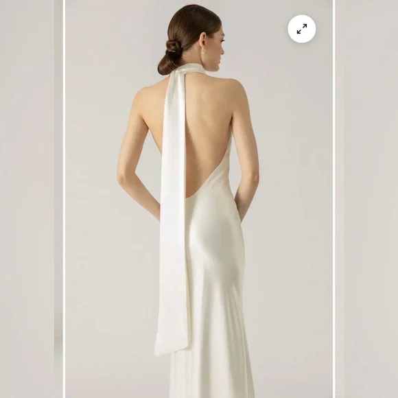 PENELOPE BACKLESS SATIN GOWN - Picture 2 of 6